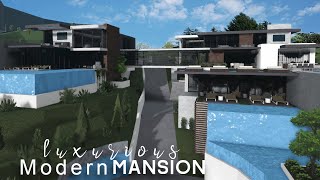 Bloxburg Luxurious Hillside Modern Mansion  Speedbuild  ROBLOX bloxburg [upl. by Fionna]