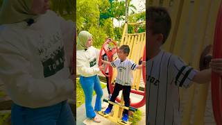 Main apa ini keripikkentangmasboy shorts comedy humor fyp trending youtubeshorts [upl. by Kloster213]