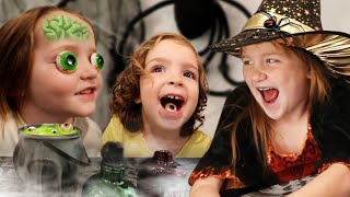 SpOoKy FaMiLy PoTiOnS Adley Niko n Navey make Halloween Experiments then Play Rainbow Ghost Rescue [upl. by Juliano]