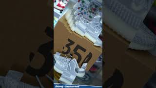 ADIDAS Originals  YEEZY Boost 350 V2  White  Unboxing [upl. by Ignatius20]