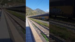 LM EU 43 richtVerona mit AltmannGanzzug bei Bozen am 29102024trainspotting train zug railway [upl. by Kcam344]