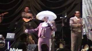 vicente fernandez en el zocalo de la ciudad de mexico [upl. by Cristobal]