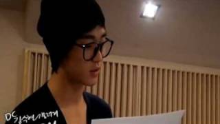 Dream High OST Dreaming Japanese version  Kim Soo Hyun in studio full [upl. by Leirea]