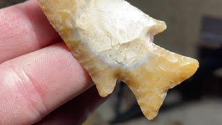 Flint knapping a Hardin arrowhead with tips and tricks [upl. by Kosel958]