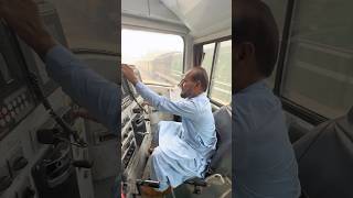 ZCU30 departure whistle  Shalimar Express pakrailroads railway pakrails train travel [upl. by Asila]