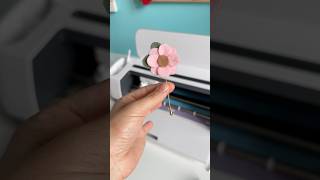 🌸 Lapel Pin Felt project with Cricut [upl. by Ahsot]