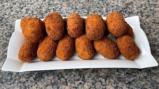 Croquete de Linguiça Toscana  Delícias da Eleni [upl. by Anilrahc]