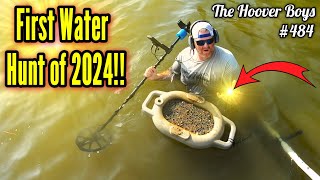 TREASURE FOUND First Try Metal Detecting Underwater 2024 [upl. by Tarrsus]