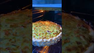 Quiche saumon et poireaux 😍 cuisine recette poireau saumon quiche [upl. by Nnateragram]