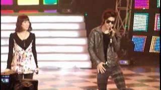 20091110 Exceptionally Unlike Another  Henrys rap in ZLYs song 爱我 Love Me fancam [upl. by Anert47]