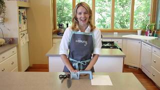 How to use a Knife and Scissors Sharpener  Wamery [upl. by Mickie]