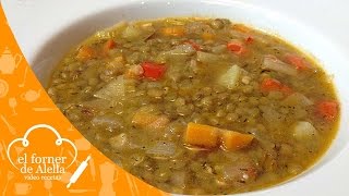 Sopa de Lentejas con Verduras [upl. by Oilut89]