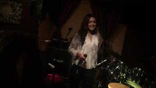 Starving  Hailee Steinfeld Live Cover by Amanda Rose [upl. by Lon]