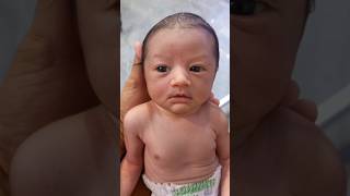 Looking for baby eyes moment babycare cutebaby newbornbaby newactivity cuteeyes youtubeshorts [upl. by Shae741]