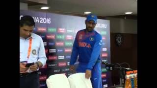 Tight Slap to Journalist By Dhoni [upl. by Ingold]