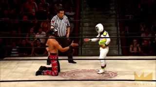 Lucha Underground 111214 Mascarita Sagrada vs Mariachi Loco  Mini Mania [upl. by Refitsirhc]