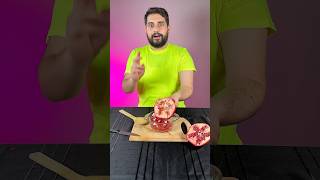 Peeling pomegranate hack 😱🥄 [upl. by Aisatsanna747]