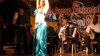 Miren  Egypt 2011 Nile Group Festival  Ana Albi Lik Mayal song [upl. by Marou]