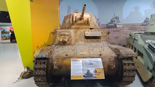 Ferreo Cuore in Ferrea Mole Lo M1441 e il Matilda ll fianco a fianco Tank Museum Bovington [upl. by Phelan]