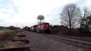 P5 Horn Show From CN SD70i [upl. by Wohlert]