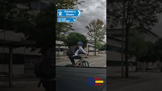 Y se quejara la bici  Dashcams España [upl. by Aubert]