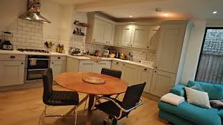 2 Bedroom Flat for Sale on Elsinore Road SE23  Hunters Estate Agents in Forest Hill [upl. by Eendys47]