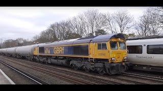 Trains at Redhill Station 17th December 2023 [upl. by Ai]