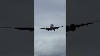 Heathrow airport landing ✈️ everyone heathrowplanespotting heathrow everyone aviation london✈️ [upl. by Rheinlander918]