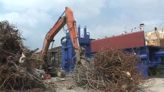 【宏德油壓】 台灣最大1500T搖擺式廢鐵裁剪機scrap metal shearcutting shear from Taiwan [upl. by Kcirdef]