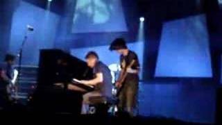 Radiohead videotape live at bonnaroo 2006 [upl. by Oigroeg]