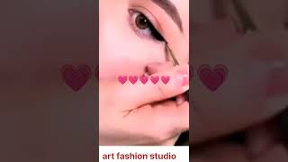 Eyeliner simple way ll eyeliner kaise lgaye ll makeup video newshorts newvideomakeupmakeup you [upl. by Cassella]