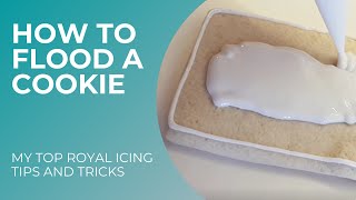 How to flood a cookie  royal icing beginners cookie decorating [upl. by Palmer]