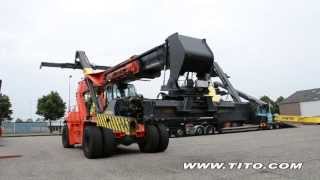 titocom  Hyster RS4531CH reach stacker Powered Damping Cylinders on spreader [upl. by Aimal456]