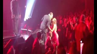 Luis Miguel besa tiernamente a su hija Michelle Salas Las Vegas 2014 [upl. by Miett]