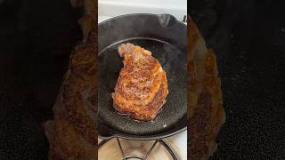 Cooking a ribeye steak in a castiron skillet steak cooking recipe [upl. by Alaric]