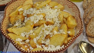 Perfect Crispy Greek Homemade Fries with Feta amp Oregano – Τραγανές Κυδωνάτες Πατάτες με ΦέταΡίγανη [upl. by Atilam]