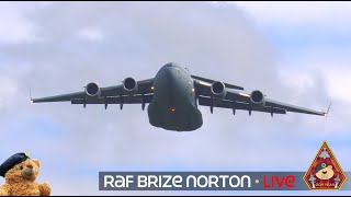 LIVE HEAVY ACTION A400 ATLAS C17 GLOBEMASTER amp VOYAGER • RAF BRIZE NORTON 131223 [upl. by Stuppy804]