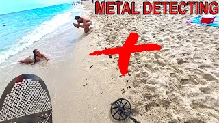 Beach metal detecting today in the dry sands turns up lots of jewelry [upl. by Ahsiret]