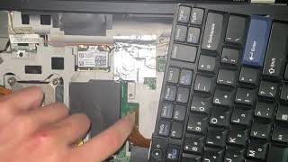 ThinkPad T420 T410 T400  RAM Installation GuideMemory Upgrade [upl. by Duj]