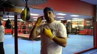 How to hit the speed bag Speedbag for beginners [upl. by Au]