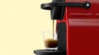 Νέα μηχανή Inissia από τη Nespresso [upl. by Philipines]