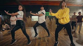 OLHA A EXPLOSAO  Mc Kevinho  Tati Mcquay and Bailey Sok  Matt Steffanina and Chachi Choreography [upl. by Anneirda]