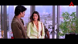 Sonali Enters Into Nagarjuna Room Comedy Scene  Manmadhudu Movie [upl. by Eihpos]