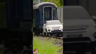 😱 Gadi ne tren ko khicha 😱🚗🚂 tran facts intrestingfacts viral shortvideo [upl. by Mora]