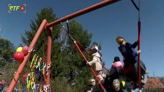 JürgenBrixnerStiftung spendet neue Nestschaukel für Kindergarten Grafenberg [upl. by Nahtan356]