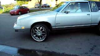 1985 chevy caprice quick burnout 22s box [upl. by Hsihsa]