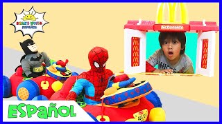 McDonalds Drive Thru Pretend Play Food Toys para niños con Happy Meal Surprise [upl. by Maryrose]