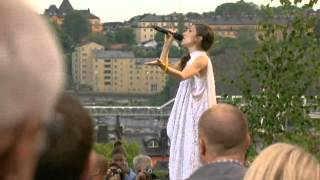 Laleh  Ängeln i rummet Allsång på skansen 2012 [upl. by Kudva87]