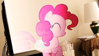 MLP en vrai Pinkie Pie Surprise 1 000 sub [upl. by Sherlocke244]