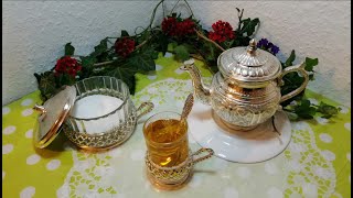 Grüner Tee mit Safran und Kardamom☕️Green tea with saffron und cardamom چای سبز [upl. by Brey]